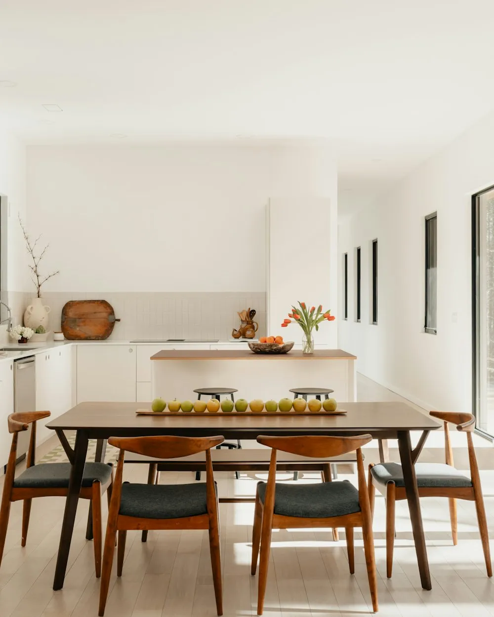 Dining area in the rear addition